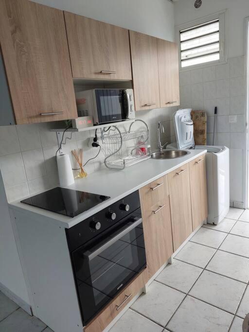 Le Ti Papangue Apartment Saint Pierre Exterior photo